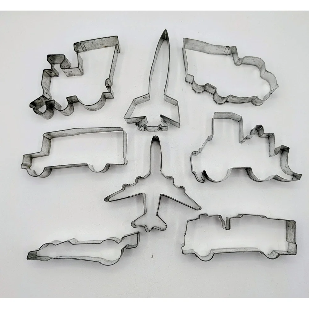 Williams-Sonoma Wheels Wings & Other Great Things 8pc Cookie Cutter Set Tin